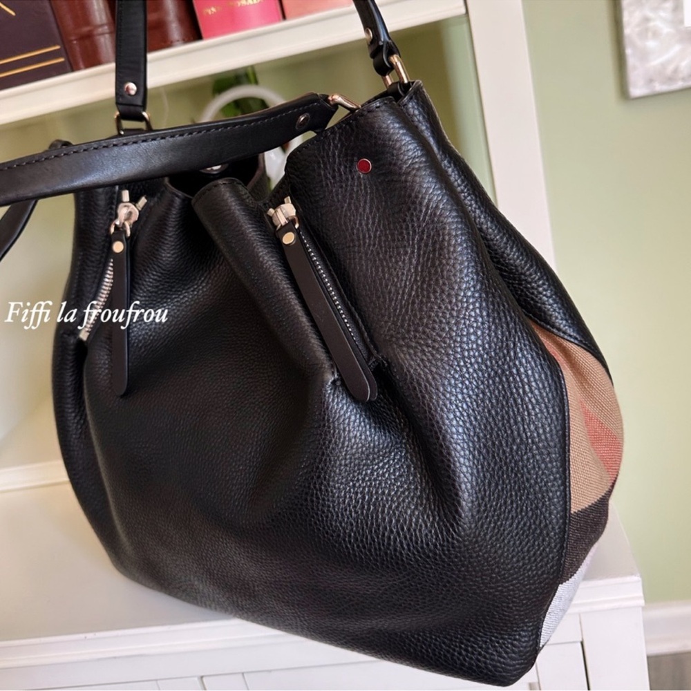Authentic Burberry Leather Bag - Picture 6 of 14
